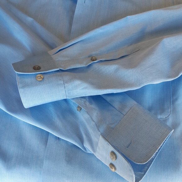 Calvin Klein SZ 16.5 Regular Fit Light Blue 100% Cotton Men's Button Up Shirt - Picture 3 of 13